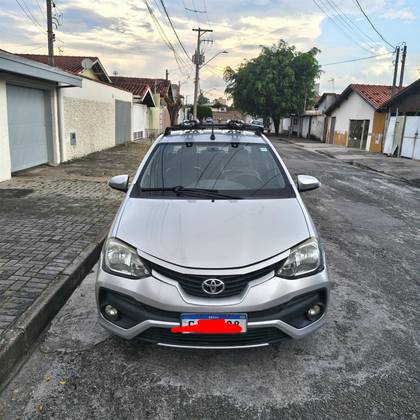 TOYOTA ETIOS 1.5 PLATINUM SEDAN 16V FLEX 4P AUTOMÁTICO