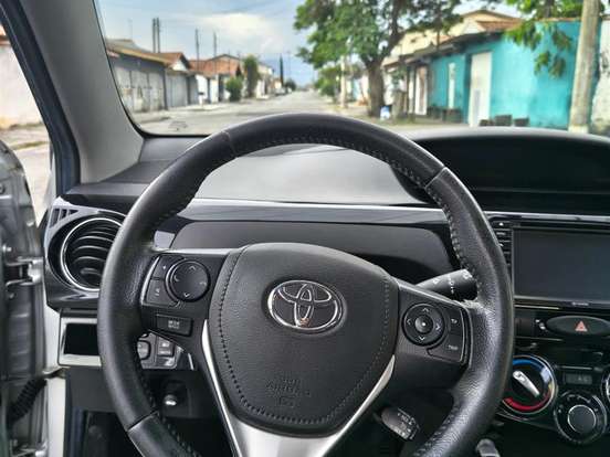 TOYOTA-ETIOS-1.5 PLATINUM SEDAN 16V FLEX 4P AUTOMÁTICO TOYOTA-ETIOS-2016