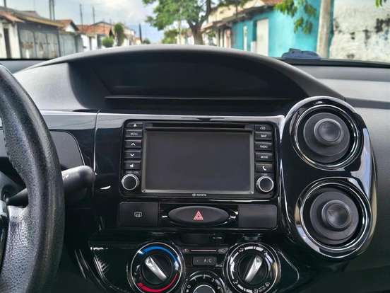 TOYOTA-ETIOS-1.5 PLATINUM SEDAN 16V FLEX 4P AUTOMÁTICO TOYOTA-ETIOS-2016