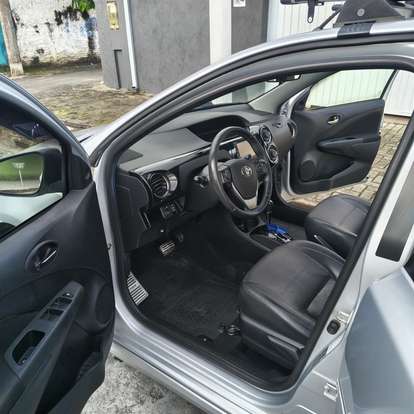 TOYOTA-ETIOS-2016