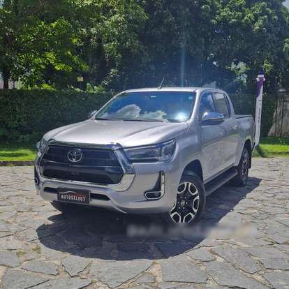 TOYOTA-HILUX-2024