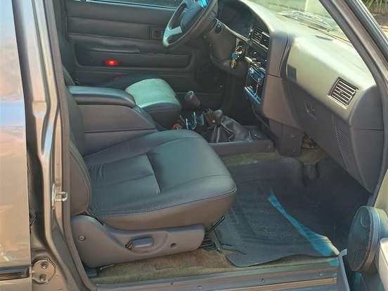 TOYOTA-HILUX-2.8 SR5 4X4 CD 8V DIESEL 4P MANUAL TOYOTA-HILUX-1998