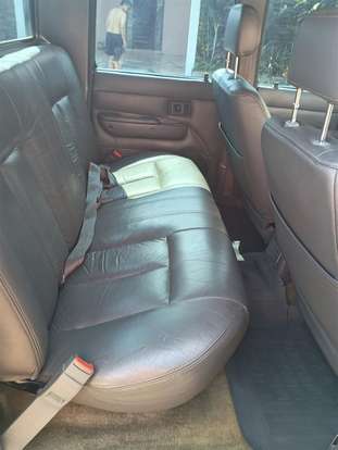 TOYOTA-HILUX-1998