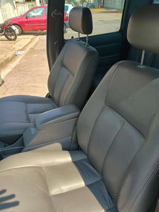 TOYOTA-HILUX-1998