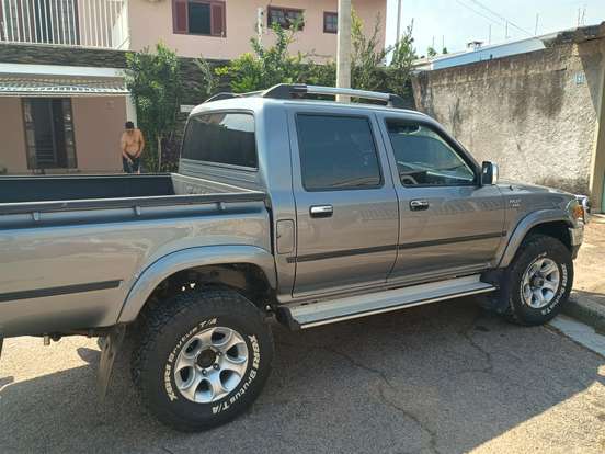 TOYOTA-HILUX-2.8 SR5 4X4 CD 8V DIESEL 4P MANUAL TOYOTA-HILUX-1998