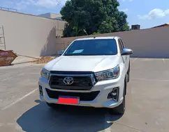 TOYOTA HILUX 2.8 SRX 4X4 CD 16V DIESEL 4P AUTOMÁTICO TOYOTA HILUX 2.8 SRX 4X4 CD 16V DIESEL 4P AUTOMÁTICO