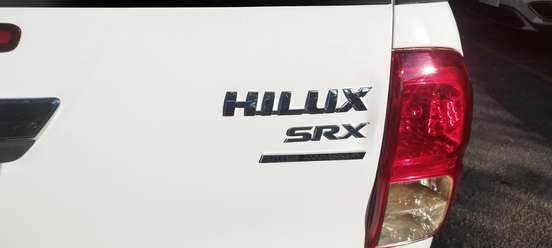 TOYOTA-HILUX-2018