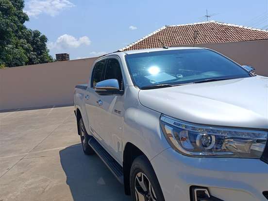 TOYOTA-HILUX-2.8 SRX 4X4 CD 16V DIESEL 4P AUTOMÁTICO TOYOTA-HILUX-2020