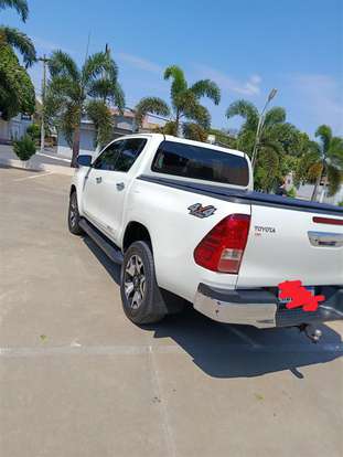 TOYOTA-HILUX-2.8 SRX 4X4 CD 16V DIESEL 4P AUTOMÁTICO TOYOTA-HILUX-2020