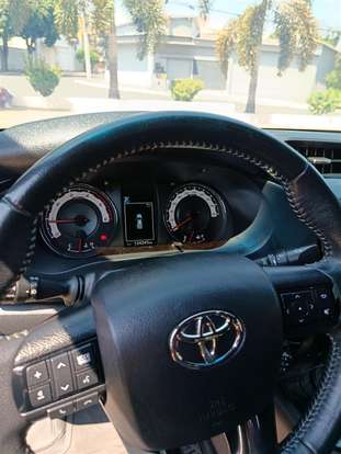TOYOTA-HILUX-2.8 SRX 4X4 CD 16V DIESEL 4P AUTOMÁTICO TOYOTA-HILUX-2020