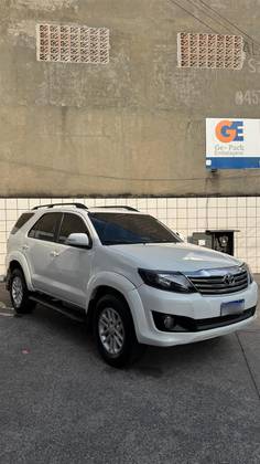 TOYOTA HILUX SW4 2.7 SR 4X2 16V FLEX 4P MANUAL
