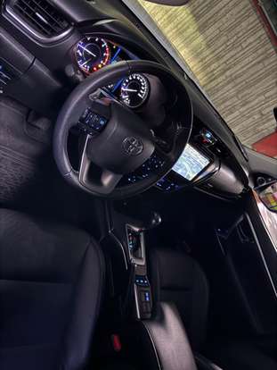 TOYOTA-HILUX SW4-2024