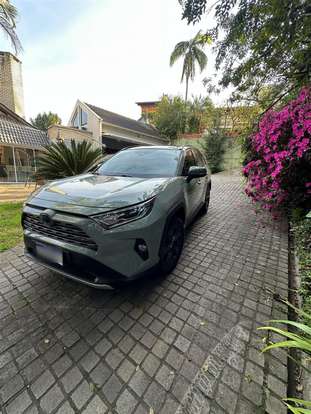 TOYOTA-RAV4-2019
