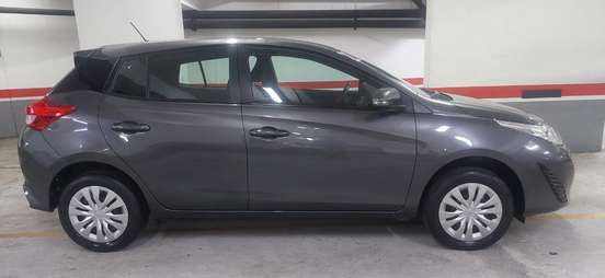 TOYOTA-YARIS-2021