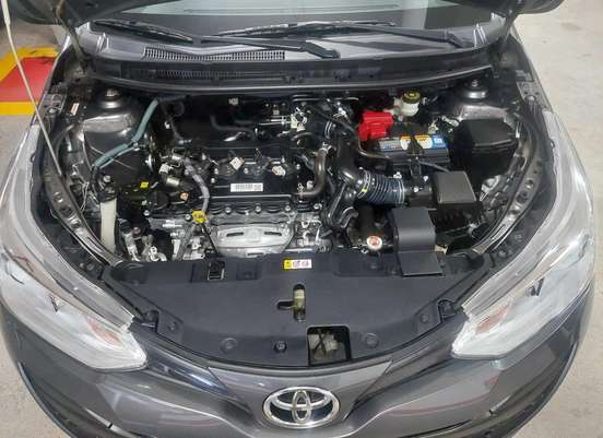 TOYOTA-YARIS-2021