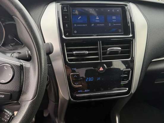 TOYOTA-YARIS-1.5 16V FLEX SEDAN XL PLUS TECH MULTIDRIVE TOYOTA-YARIS-2019