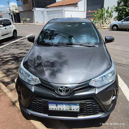 TOYOTA-YARIS-2022
