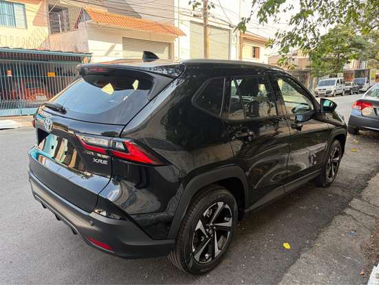 TOYOTA-YARIS CROSS-2026