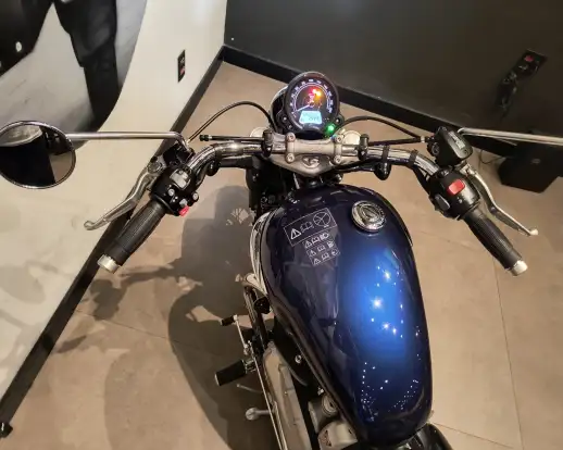 TRIUMPH-BONNEVILLE SPEEDMASTER-2025