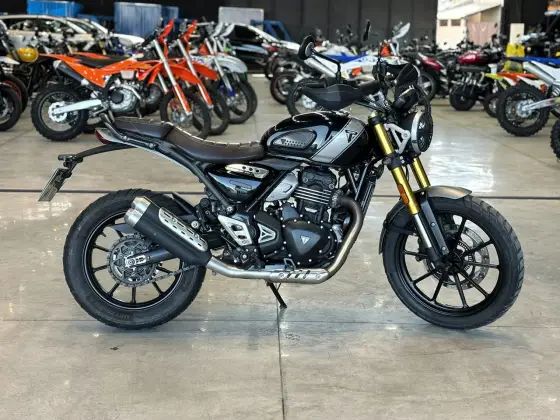 TRIUMPH SCRAMBLER 400 X 