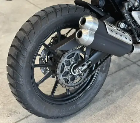 TRIUMPH-SCRAMBLER 400 X-2025