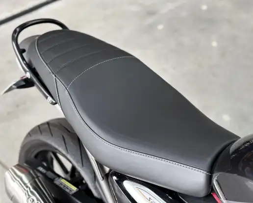 TRIUMPH-SPEED 400-2025