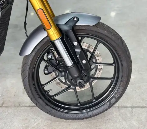 TRIUMPH-SPEED 400-2025