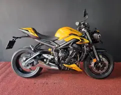 TRIUMPH STREET TRIPLE RS ABS TRIUMPH STREET TRIPLE RS ABS