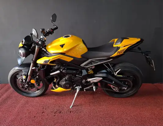 TRIUMPH-STREET TRIPLE RS ABS-2025