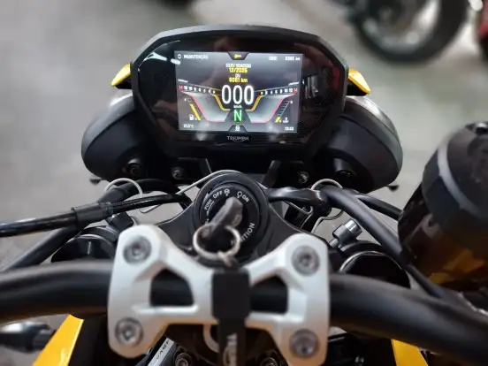 TRIUMPH-STREET TRIPLE RS ABS TRIUMPH-STREET TRIPLE RS ABS-2025