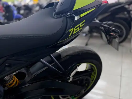 TRIUMPH-STREET TRIPLE RS ABS TRIUMPH-STREET TRIPLE RS ABS-2024