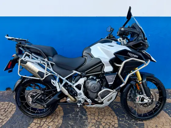TRIUMPH TIGER 1200 RALLY EXPLORER 