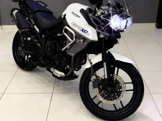 TRIUMPH-TIGER 800 ABS TRIUMPH-TIGER 800 ABS-2015