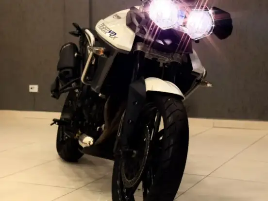 TRIUMPH-TIGER 800 ABS TRIUMPH-TIGER 800 ABS-2015