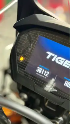 TRIUMPH-TIGER 800 XCA-2019