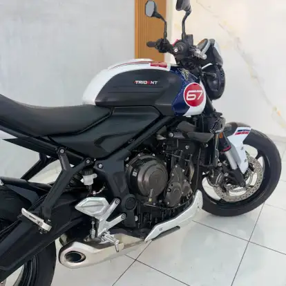 TRIUMPH-TRIDENT 660 TRIPLE TRIBUTE EDITION TRIUMPH-TRIDENT 660 TRIPLE TRIBUTE EDITION-2024