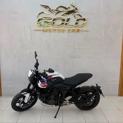 TRIUMPH-TRIDENT 660 TRIPLE TRIBUTE EDITION TRIUMPH-TRIDENT 660 TRIPLE TRIBUTE EDITION-2024