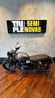 TRIUMPH-BONNEVILLE T120 BLACK 1200-2025