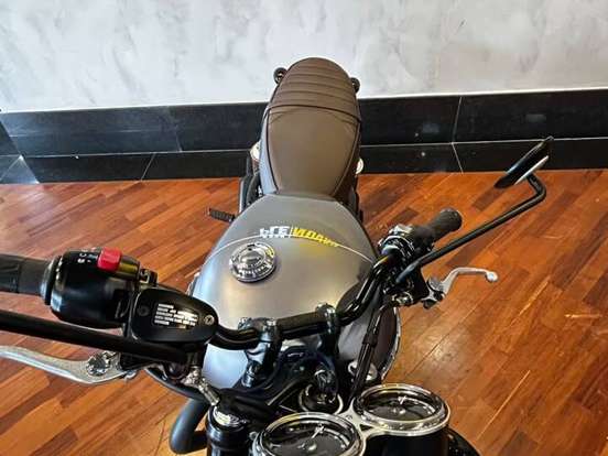 TRIUMPH-BONNEVILLE T120 BLACK 1200 TRIUMPH-BONNEVILLE T120 BLACK 1200-2025