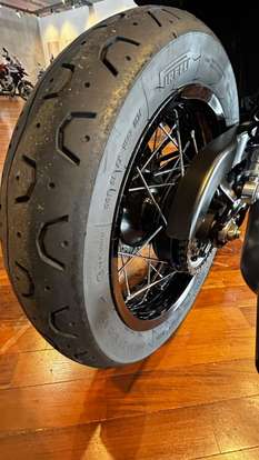 TRIUMPH-BONNEVILLE T120 BLACK 1200-2025