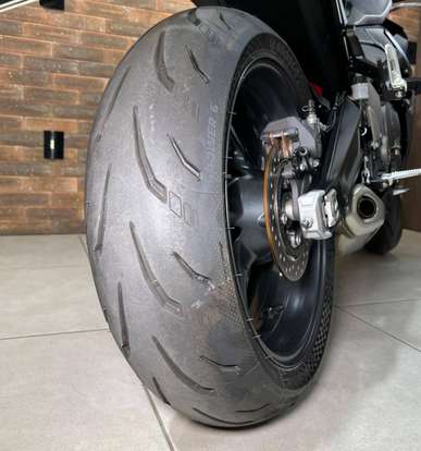 TRIUMPH-DAYTONA 660-2025