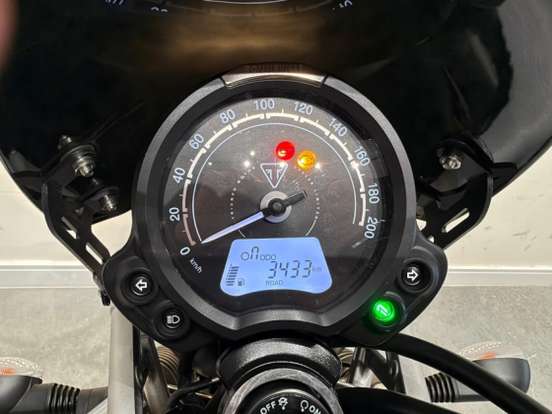 TRIUMPH-SCRAMBLER 900-2024