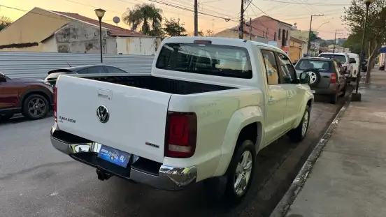 VOLKSWAGEN-AMAROK-2.0 HIGHLINE 4X4 CD 16V TURBO INTERCOOLER DIESEL 4P AUTOMÁTICO VOLKSWAGEN-AMAROK-2018