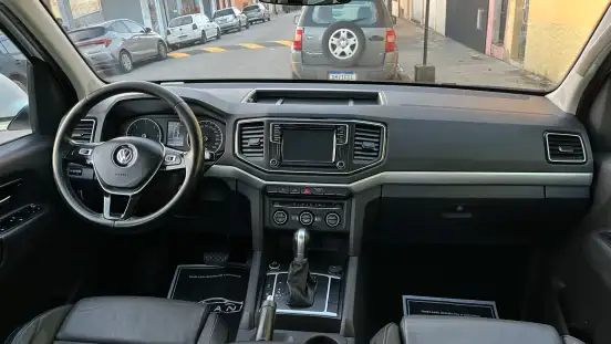 VOLKSWAGEN-AMAROK-2.0 HIGHLINE 4X4 CD 16V TURBO INTERCOOLER DIESEL 4P AUTOMÁTICO VOLKSWAGEN-AMAROK-2018