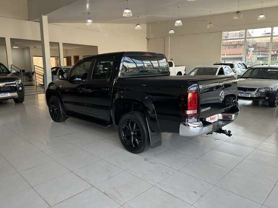 VOLKSWAGEN-AMAROK-2.0 HIGHLINE 4X4 CD 16V TURBO INTERCOOLER DIESEL 4P AUTOMÁTICO VOLKSWAGEN-AMAROK-2019