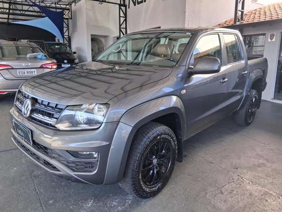VOLKSWAGEN-AMAROK-2.0 TRENDLINE 4X4 CD 16V TURBO INTERCOOLER DIESEL 4P AUTOMÁTICO VOLKSWAGEN-AMAROK-2017