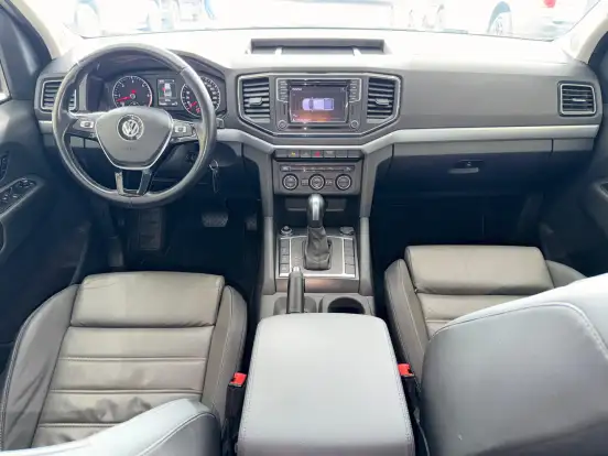 VOLKSWAGEN-AMAROK-2019