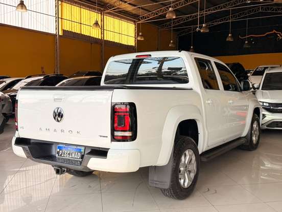 VOLKSWAGEN-AMAROK-3.0 V6 TDI DIESEL COMFORTLINE CD 4MOTION AUTOMÁTICO VOLKSWAGEN-AMAROK-2024