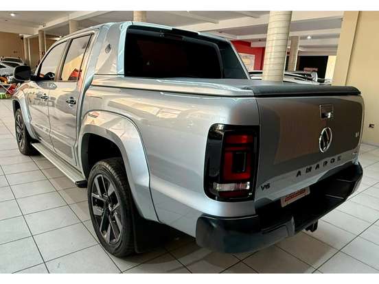 VOLKSWAGEN-AMAROK-2024