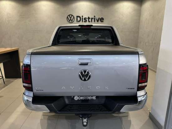 VOLKSWAGEN-AMAROK-2024